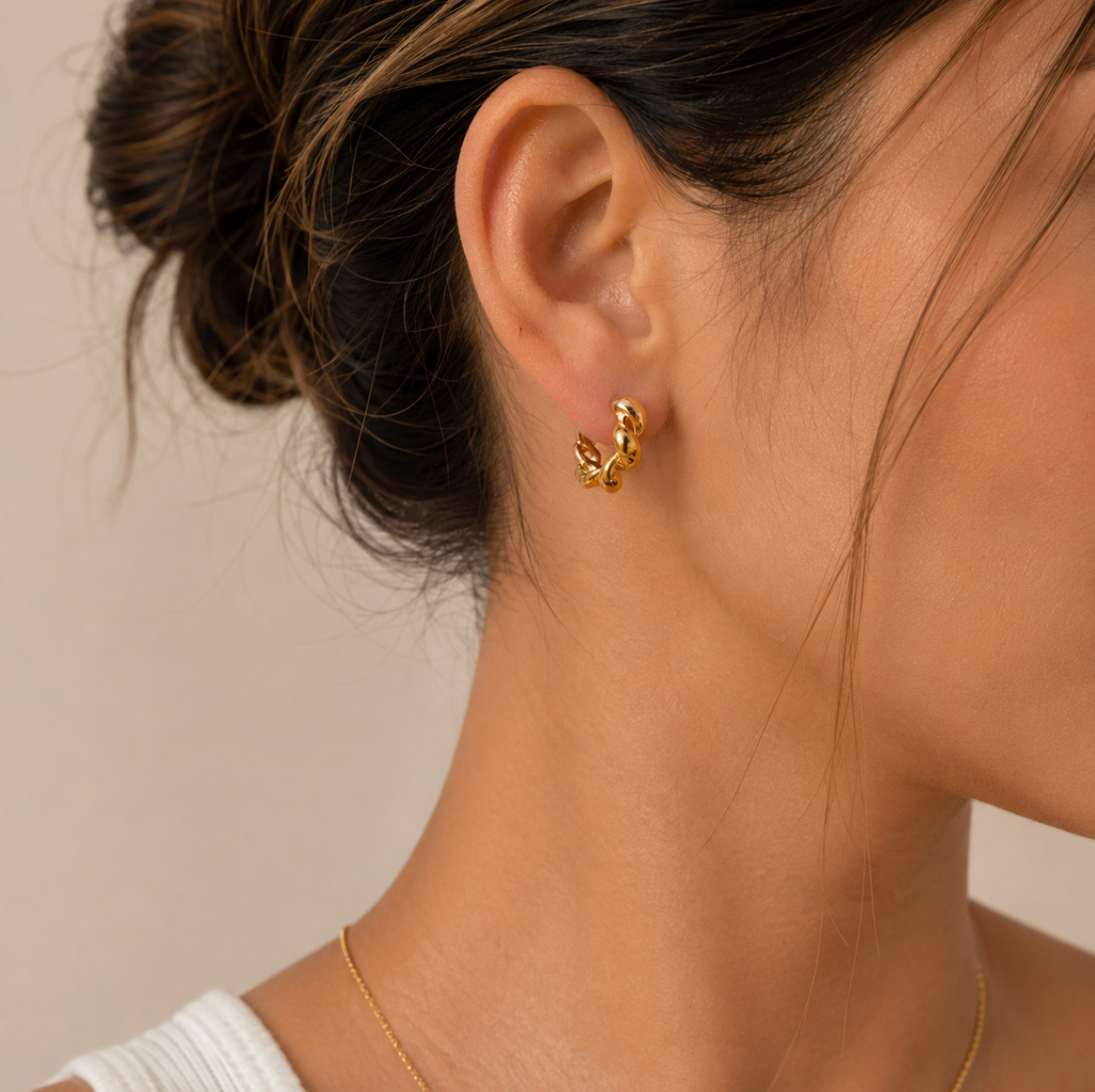 Luna Twist Hoop Earrings
