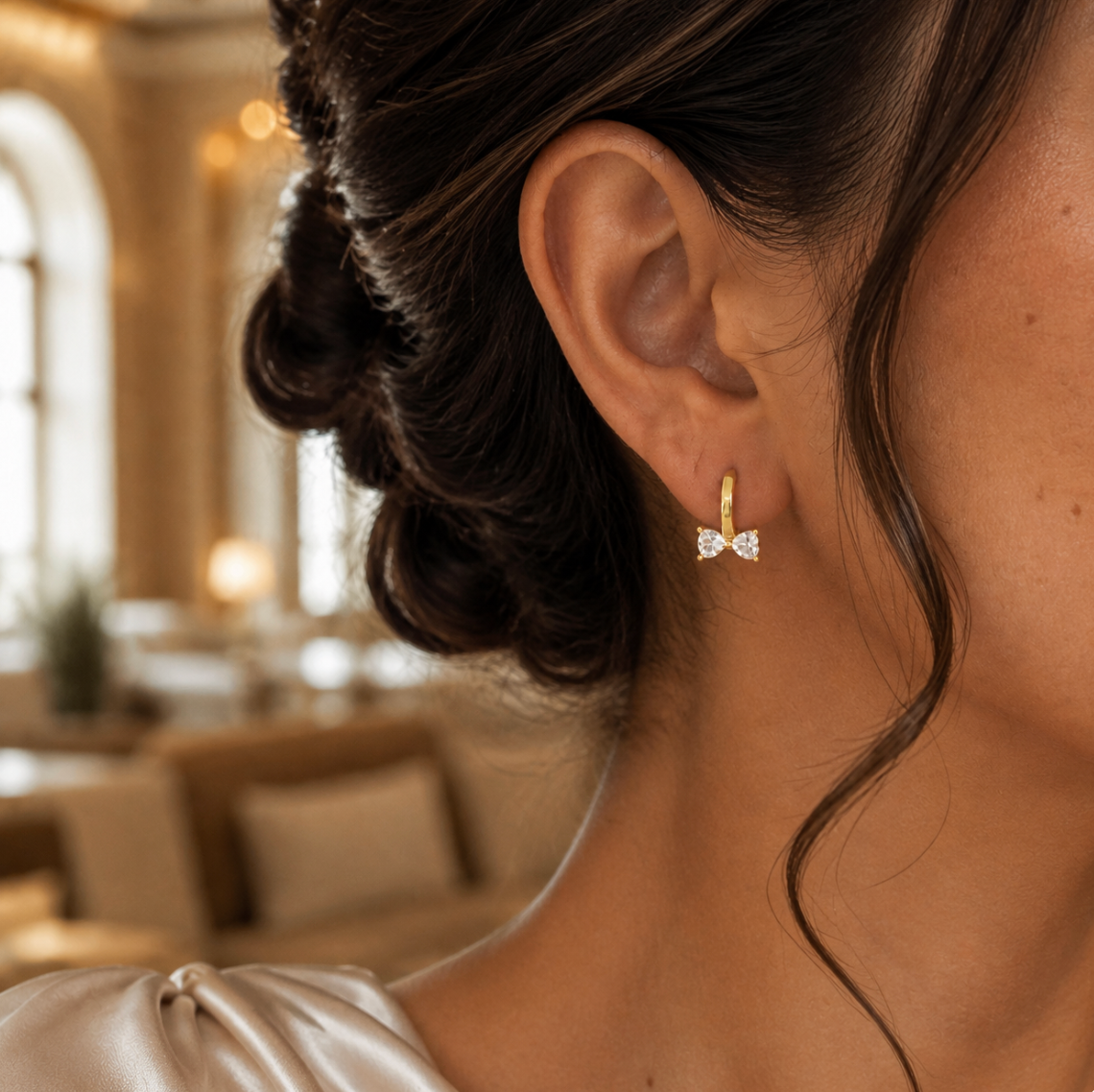 Mary Zircon Bow Hoop Earrings
